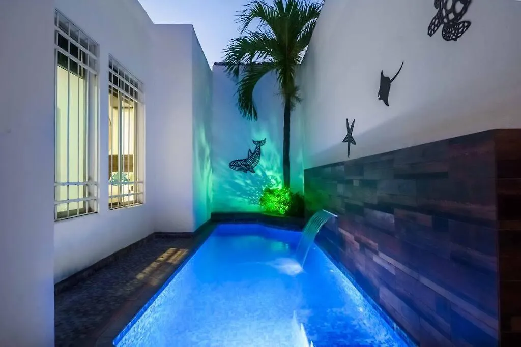 Casa Coral - 3Br Private Pool Prime Villa Cancun 0*,