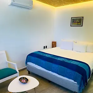 Bed & Breakfast The Quetzal, Cancún